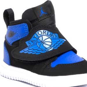 Baby size 4 NEW Nike SkyJordan